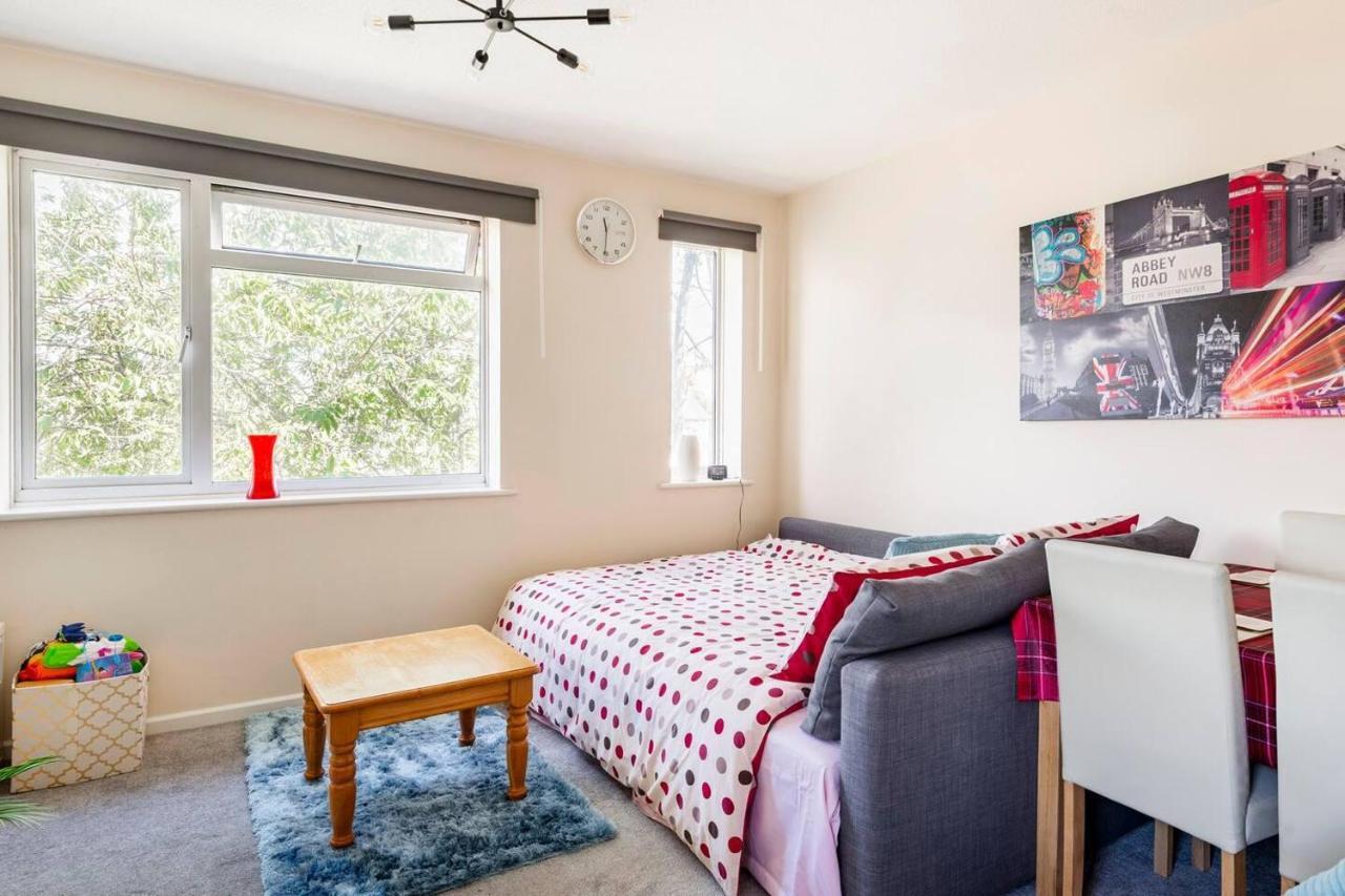 Immaculate 2 - Bedroom House In Holiday home